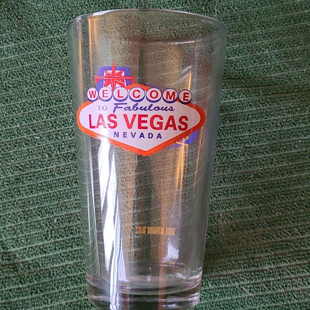 Las Vegas/Miller Lite Pint Glass